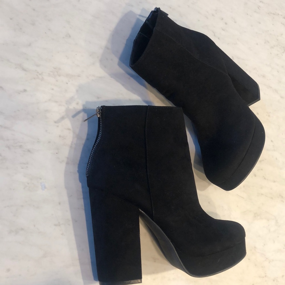 heeled booties